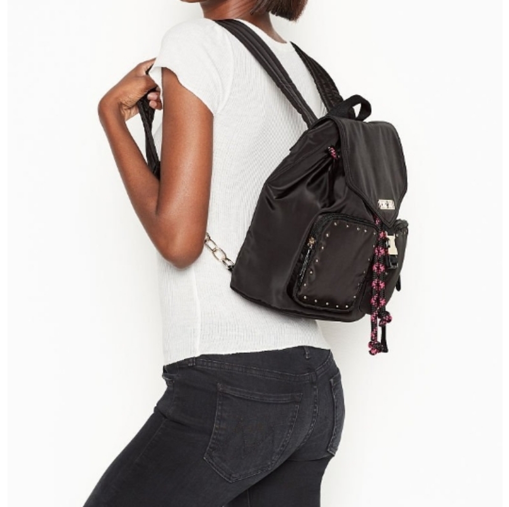 Backpack - Picture 3 of 3